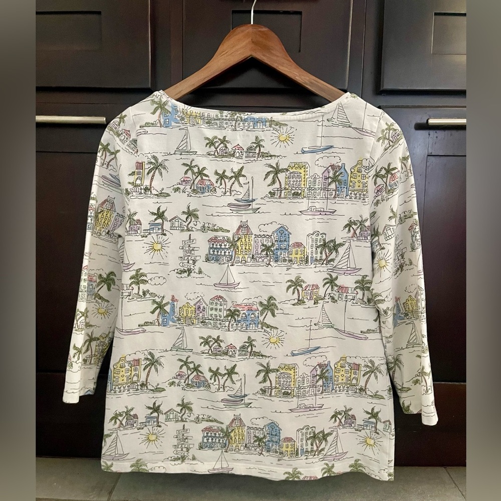 Cute Talbots coastal print tee 🌴 - Picture 3 of 8